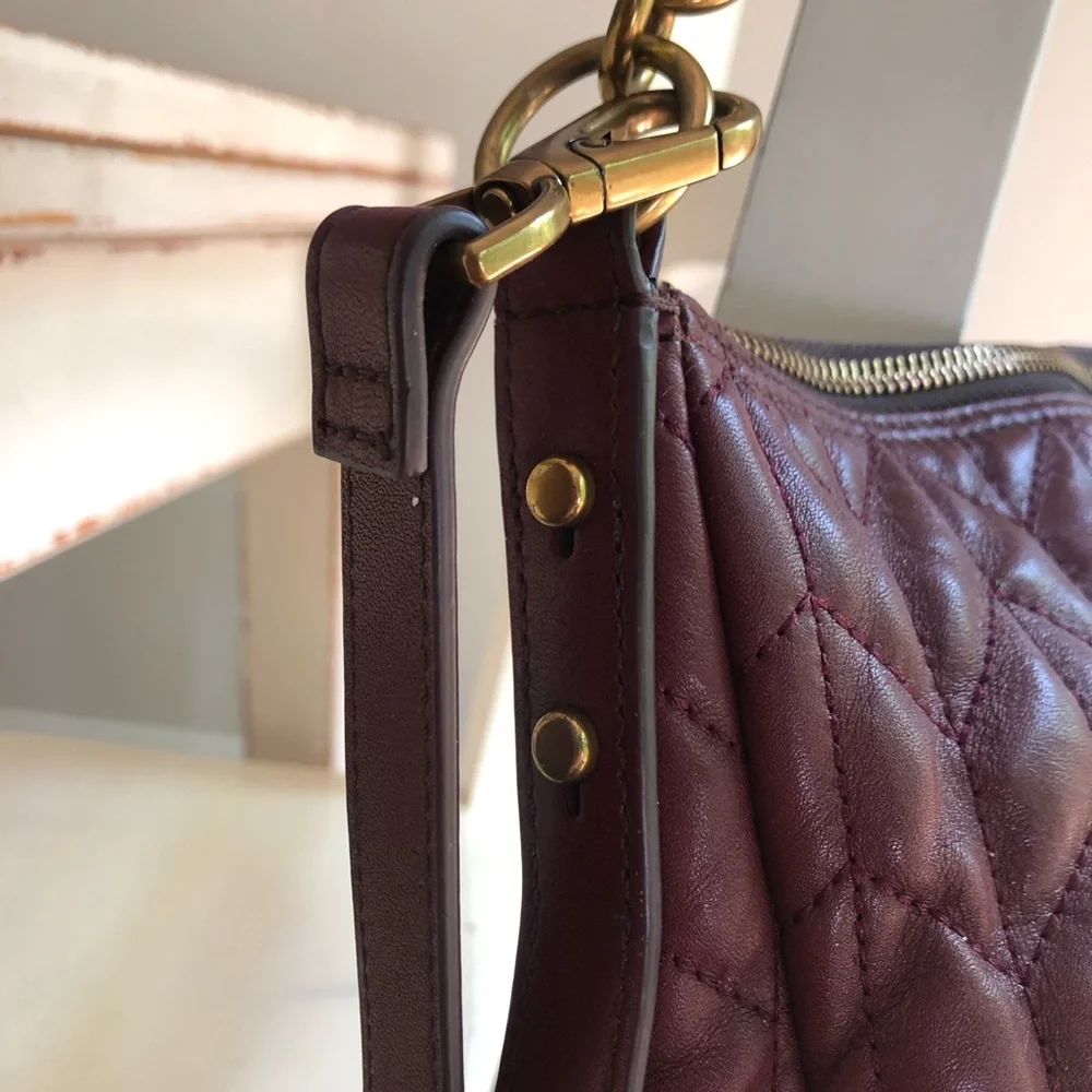New: Fossil Jolie Quilted Leather and Chained Crossbody Bag - Picture 12 of 15